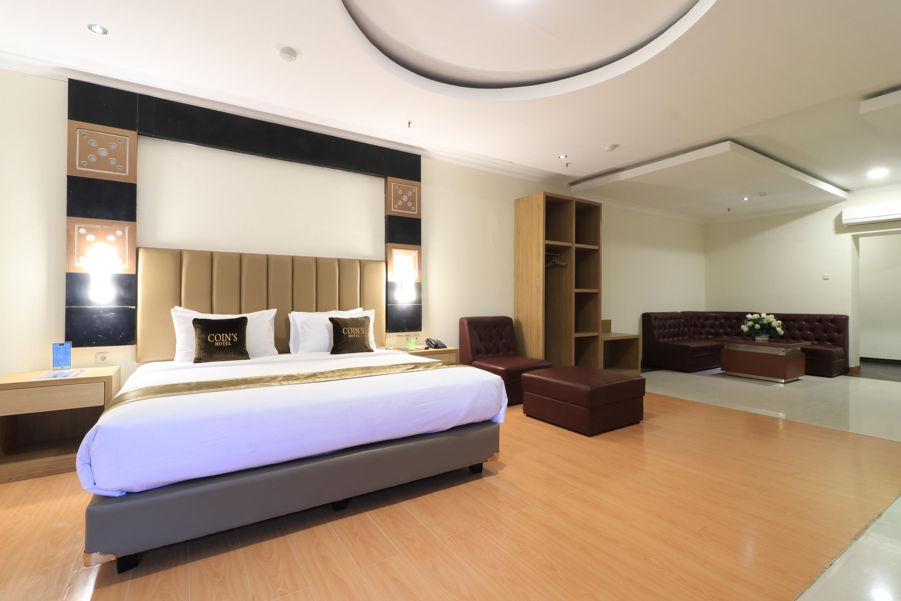Coins Hotel Jakarta Exteriör bild