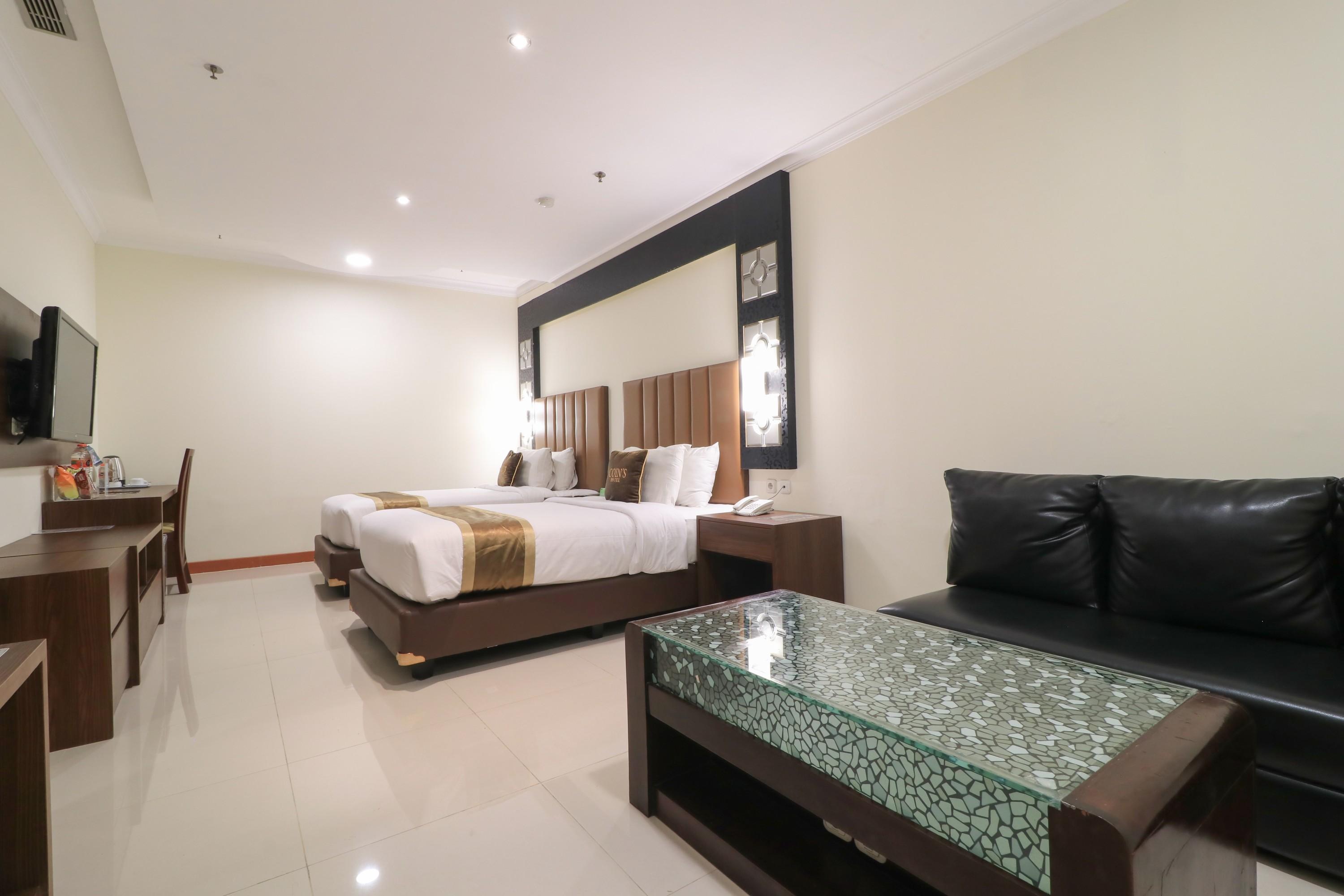 Coins Hotel Jakarta Exteriör bild